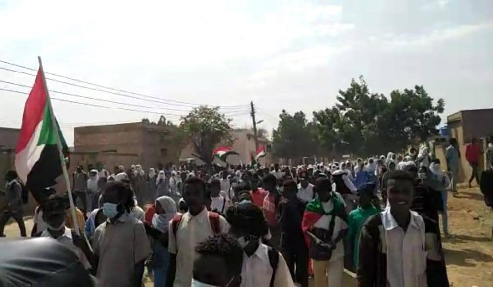 Photos show large protest in Rabak, White Nile State, part of today's nationwide demonstrations against SudanCoup.   Notice the number of young people in the crowd. From the clothes, they are likely high school students.   *Children* — out to secure their future. Jan17March