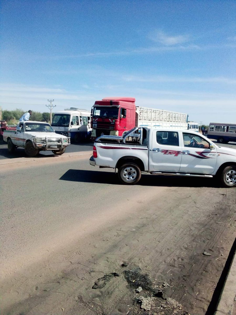 Protesters close Hantob Bridge in wad Madani city. Gezira state after the death of the revolutionary Mohamed Faisal on Friday, after he was shot by the coup forces in the January 17 demonstrations