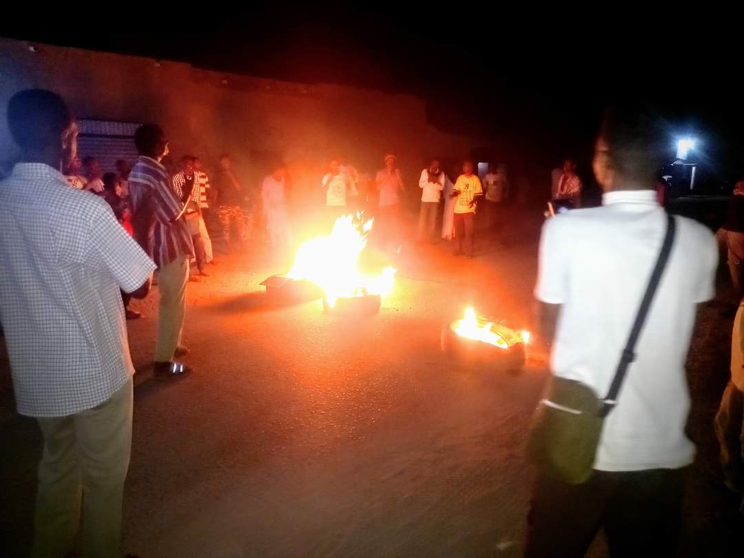 Residents of Atbara come out in protest, calling for participation in tomorrow's demonstrations against SudanCoup