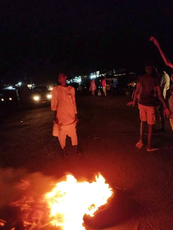 Night protest in Kosti, White Nile State calling for participation in demonstrations tomorrow