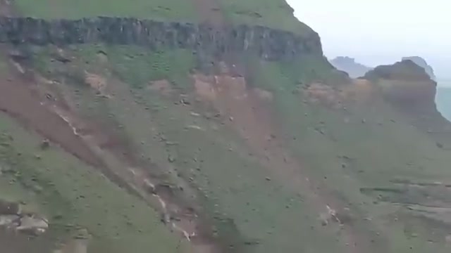 The civilian authority of the Sudan Liberation Movement (SLM) led by Abdel Wahid al-Nur revealed on Monday that the entire population of a village in Jebel Marra, Central Darfur State, was killed by landslides caused by heavy rains